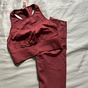 LULULEMON - Savannah - size 6 sports bra